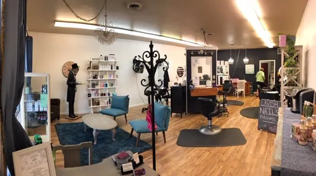 hair-salon-interior
